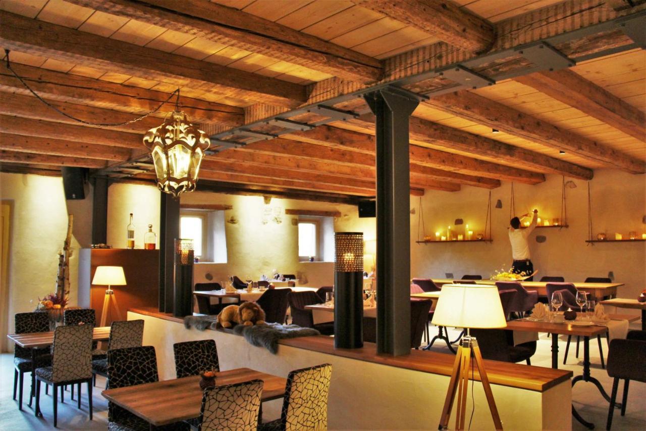 Zum Schwarzen Loewen Hotel